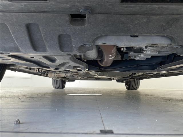 オデッセイハイブリッド e:HEVアブソルート・EX 純正10型ナビ フリップダウンモニター 全方位カメラ 両側パワースライドドア シートヒーター バックカメラ 電動リアゲート パワーシート コーナーセンサー 純正アルミホイール ETC2.0(40枚目)