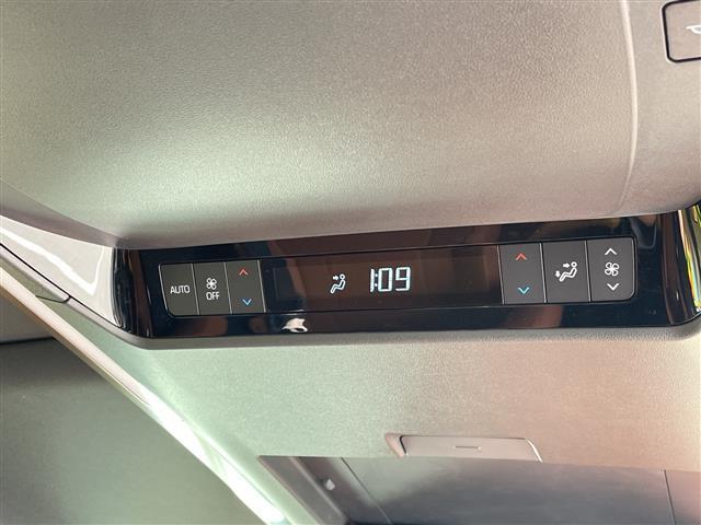 ヴェルファイア Z プレミア トヨタセーフティセンス トヨタチームメイト 純正14型ディスプレイオーディオナビ フリップダウンモニター 三眼LEDヘッドライト 全方位カメラ 両側パワースライドドア 本革レザー シートヒーター(31枚目)