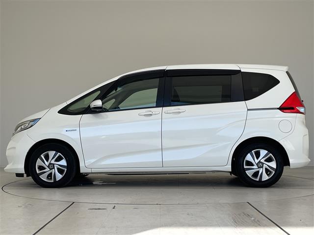 フリードハイブリッド ハイブリッド・Gホンダセンシング ホンダセンシング 純正ナビ 両側パワースライドドア クルーズコントロール バックカメラ LEDヘッドライト オートライト ドライブレコーダー ETC 衝突軽減システム フルセグ スマートキー(34枚目)