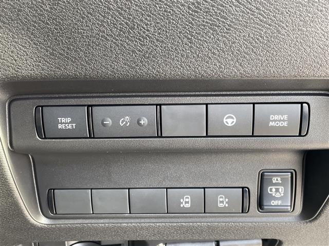 セレナ e-パワー ハイウェイスターV 登録済未使用車 プロパイロット緊急停止支援システム SOSコール 純正12.3型ディスプレイオーディオナビ 全方位カメラ 両側パワースライドドア レーダークルーズコントロール ハンズフリースライドドア(11枚目)