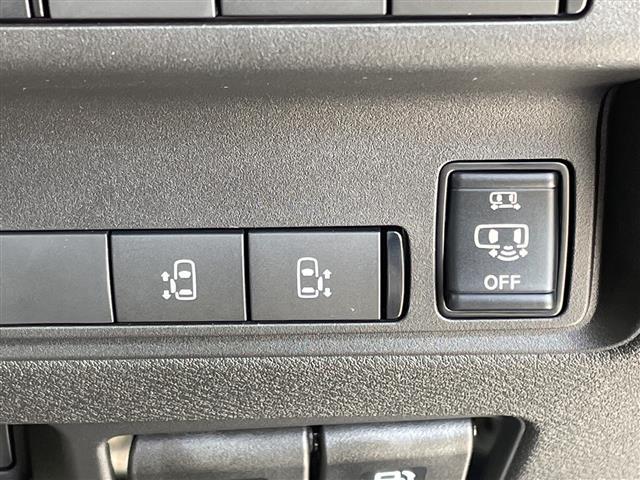 セレナ e-パワー ハイウェイスターV 登録済未使用車 プロパイロット緊急停止支援システム SOSコール 純正12.3型ディスプレイオーディオナビ 全方位カメラ 両側パワースライドドア レーダークルーズコントロール ハンズフリースライドドア(12枚目)