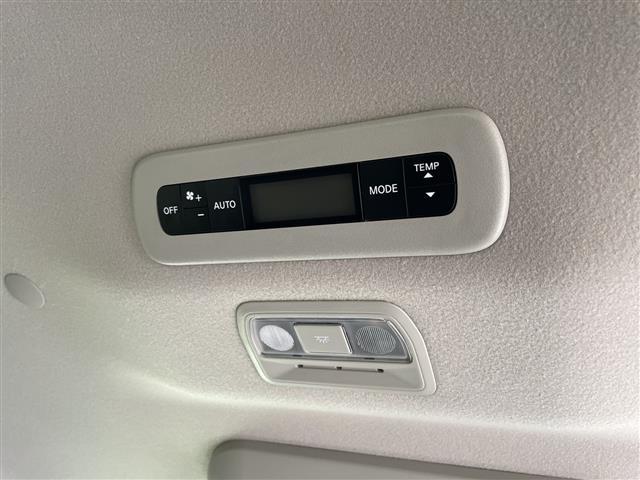 セレナ e-パワー ハイウェイスターV 登録済未使用車 プロパイロット緊急停止支援システム SOSコール 純正12.3型ディスプレイオーディオナビ 全方位カメラ 両側パワースライドドア レーダークルーズコントロール ハンズフリースライドドア(27枚目)