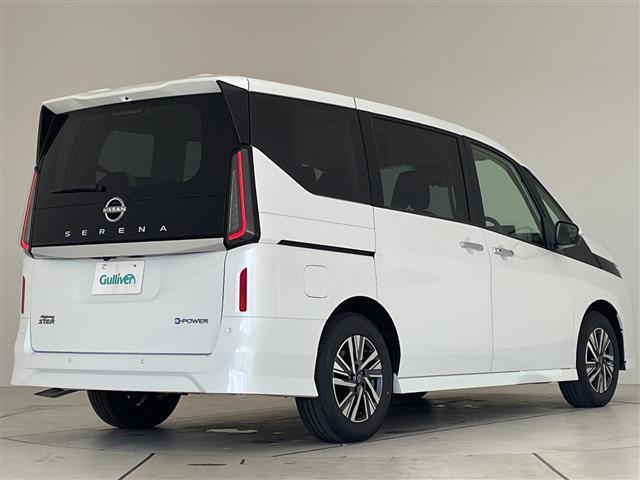 セレナ e-パワー ハイウェイスターV 登録済未使用車 プロパイロット緊急停止支援システム SOSコール 純正12.3型ディスプレイオーディオナビ 全方位カメラ 両側パワースライドドア レーダークルーズコントロール ハンズフリースライドドア(33枚目)