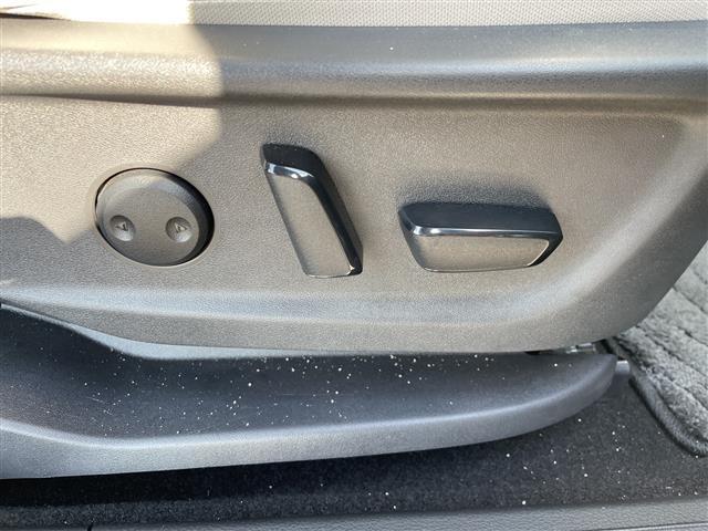 アリア Ｂ６　プロパイロット２．０　純正１２．４型ディスプレイオーディオナビ　全方位カメラ　レーダークルーズコントロール　シートヒーター　バックカメラ　電動リアゲート　パワーシート　ヘッドアップディスプレイ（31枚目）