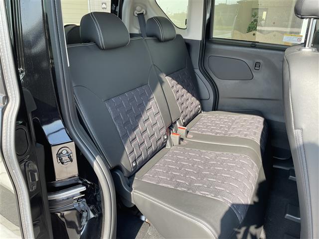 デリカミニ T プレミアム 届出済未使用車 純正9型ディスプレイオーディオナビ 機能なし マイパイロット 両側パワースライドドア ハンズフリースライドドア レーダークルーズコントロール シートヒーター ステアリングヒーター(15枚目)