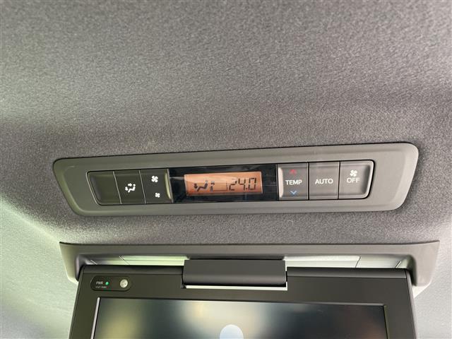 ノア Ｓｉ　ダブルバイビーＩＩＩ　トヨタセーフティセンス　純正９型ナビ　１２型フリップダウンモニター　両側パワースライドドア　バックカメラ　コーナーセンサー　純正アルミホイール　ＥＴＣ　ＬＥＤヘッドライトリアオートエアコン（27枚目）
