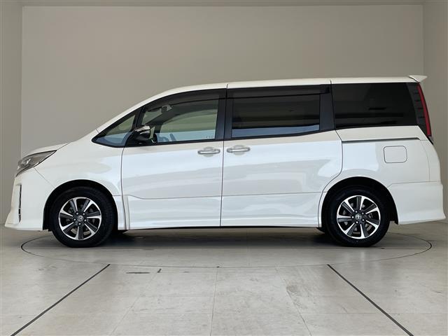 ノア Ｓｉ　ダブルバイビーＩＩＩ　トヨタセーフティセンス　純正９型ナビ　１２型フリップダウンモニター　両側パワースライドドア　バックカメラ　コーナーセンサー　純正アルミホイール　ＥＴＣ　ＬＥＤヘッドライトリアオートエアコン（37枚目）