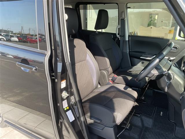 ソリオバンディット ハイブリッドＭＶ　スズキセーフティサポート　純正ナビ　全方位カメラ　両側パワースライドドア　クルーズコントロール　コーナーセンサー　純正アルミホイール　ＥＴＣ　ＬＥＤヘッドライト　パドルシフト　衝突軽減システム（14枚目）