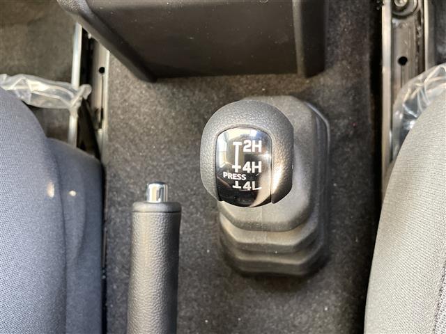 ジムニーノマド FC 登録済未使用車 スズキセーフティサポート レーダークルーズコントロール シートヒーター コーナーセンサー 純正アルミホイール 4WD LEDヘッドライト レーンキープアシスト 衝突軽減システム(11枚目)