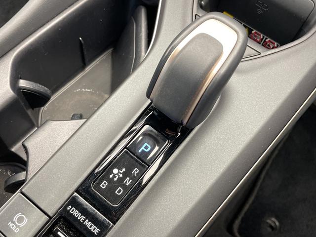 クラウンクロスオーバー Gアドバンスド・レザーパッケージ トヨタセーフティセンス 純正12.3型ディスプレイオーディオナビ 全方位カメラ 4眼LEDヘッドライト シートヒーター エアシート バックカメラ 電動リアゲート パワーシート ヘッドアップディスプレイ(21枚目)