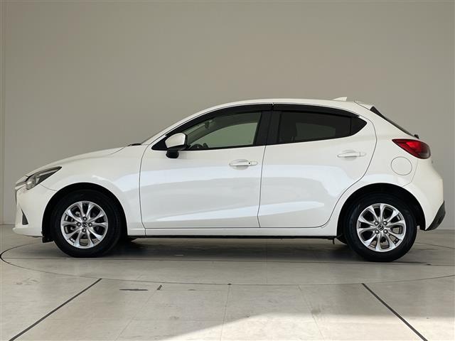 デミオ 13Sブラックレザーリミテッド 純正ナビ SDカードなし シートヒーター バックカメラ ヘッドアップディスプレイ 純正アルミホイール LEDヘッドライト ドライブレコーダー ETC フルセグ CD DVD Bluetooth(19枚目)