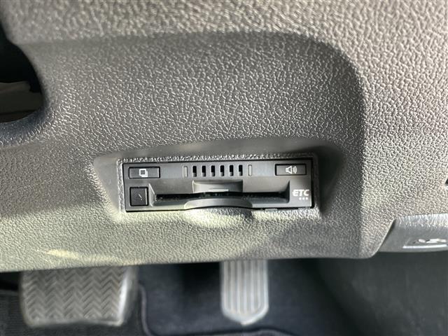 プリウス S 純正ナビ 純正アルミホイール ETC フルセグ CD DVD Bluetooth LEDヘッドライト ドライブレコーダー ステアリングスイッチ スマートキー プッシュスタート(7枚目)