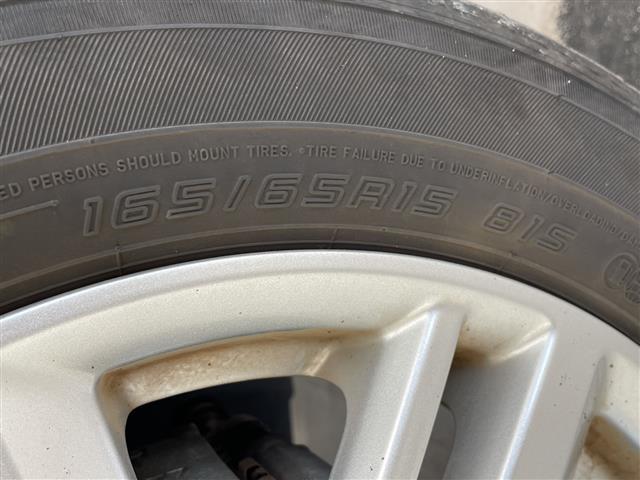 ソリオ ハイブリッドＭＺ　スズキセーフティサポート　８型ナビ　両側パワースライドドア　レーダークルーズコントロール　シートヒーター　バックカメラ　ヘッドアップディスプレイ　コーナーセンサー　純正アルミホイール　ＥＴＣ　ＬＥＤ（17枚目）