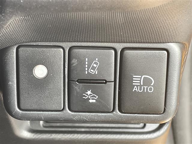 アクア クロスオーバー グラム トヨタセーフティセンス 純正9型ナビ バックカメラ シートヒーター ハーフレザーシート 純正アルミホイール 純正フロアマット ルーフレール LEDヘッドライト オートマチックハイビーム(8枚目)