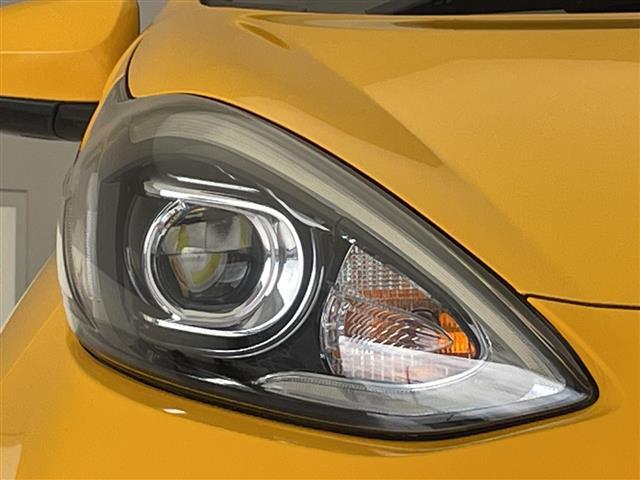 アクア クロスオーバー グラム トヨタセーフティセンス 純正9型ナビ バックカメラ シートヒーター ハーフレザーシート 純正アルミホイール 純正フロアマット ルーフレール LEDヘッドライト オートマチックハイビーム(13枚目)