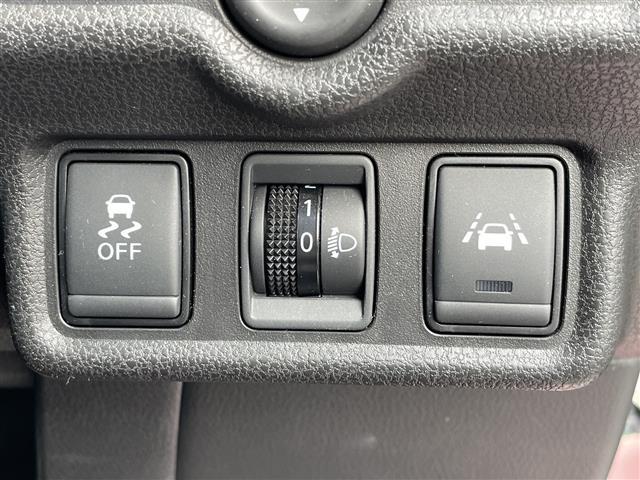 ノート X 衝突軽減システム 純正ナビ 全方位カメラ ワンセグ CD DVD Bluetooth バックカメラ コーナーセンサー ETC ドライブレコーダー ステアリングスイッチ スマートキー(6枚目)