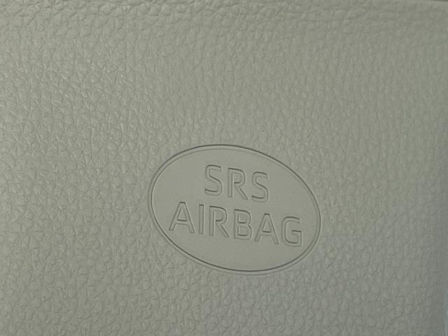 シエンタ ハイブリッドG 録済未使用車 トヨタセーフティセンス 純正8型ディスプレイオーディオ ナビ機能なし 全方位カメラ レーダークルーズコントロール バックカメラ コーナーセンサー ブラインドスポットモニター(10枚目)