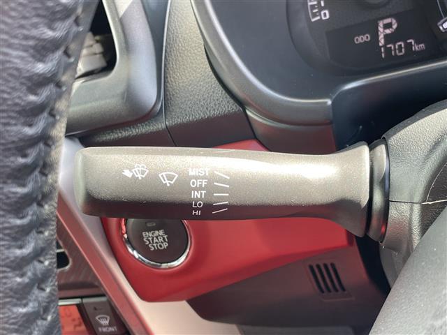 コペン ローブ シートヒーター 純正16インチアルミホイール アイドリングストップ オートエアコン 純正フロアマット ステアリングスイッチ スマートキー プッシュスタート パワーウィンドウ パワーステアリング(21枚目)