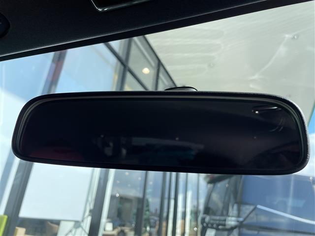 コペン ローブ シートヒーター 純正16インチアルミホイール アイドリングストップ オートエアコン 純正フロアマット ステアリングスイッチ スマートキー プッシュスタート パワーウィンドウ パワーステアリング(25枚目)