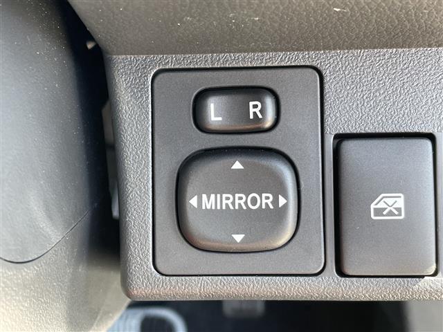 コペン ローブ シートヒーター 純正16インチアルミホイール アイドリングストップ オートエアコン 純正フロアマット ステアリングスイッチ スマートキー プッシュスタート パワーウィンドウ パワーステアリング(29枚目)