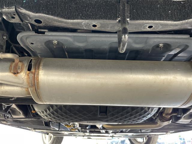 コペン ローブ シートヒーター 純正16インチアルミホイール アイドリングストップ オートエアコン 純正フロアマット ステアリングスイッチ スマートキー プッシュスタート パワーウィンドウ パワーステアリング(39枚目)