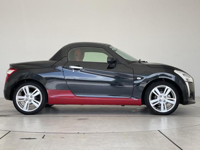 コペン ローブ シートヒーター 純正16インチアルミホイール アイドリングストップ オートエアコン 純正フロアマット ステアリングスイッチ スマートキー プッシュスタート パワーウィンドウ パワーステアリング(51枚目)