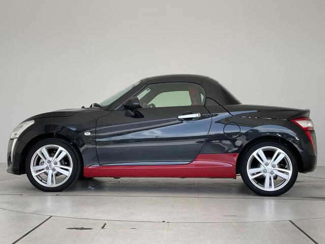 コペン ローブ シートヒーター 純正16インチアルミホイール アイドリングストップ オートエアコン 純正フロアマット ステアリングスイッチ スマートキー プッシュスタート パワーウィンドウ パワーステアリング(59枚目)