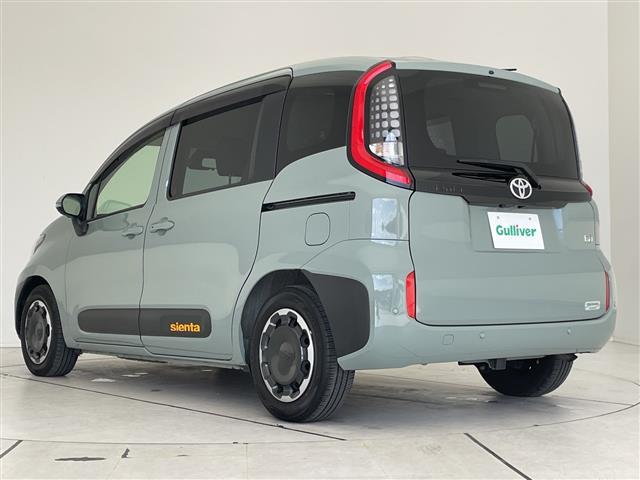 シエンタ ハイブリッドＺ　トヨタセーフティセンス　純正８型ディスプレイオーディオ　全方位カメラ　両側パワースライドドア　レーダークルーズコントロール　バックカメラ　コーナーセンサー　ブラインドスポットモニター（20枚目）