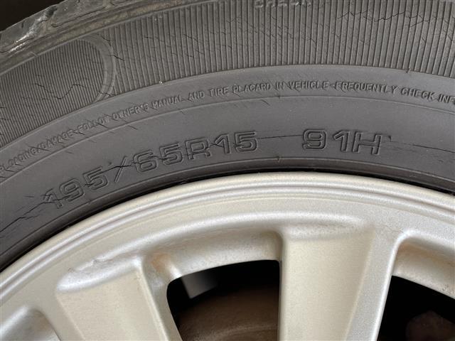 インプレッサスポーツ １．６ｉ－Ｌ　純正ナビ　純正アルミホイール　フルセグ　ＣＤ　ＤＶＤ　Ｂｌｕｅｔｏｏｔｈ　純正フロアマット　アイドリングストップ　リモコンキー（17枚目）