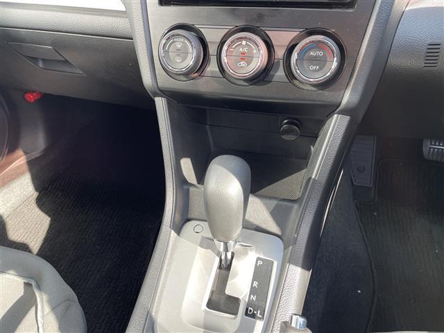 インプレッサスポーツ １．６ｉ－Ｌ　純正ナビ　純正アルミホイール　フルセグ　ＣＤ　ＤＶＤ　Ｂｌｕｅｔｏｏｔｈ　純正フロアマット　アイドリングストップ　リモコンキー（25枚目）