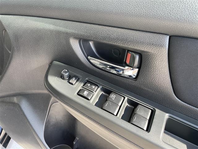 インプレッサスポーツ １．６ｉ－Ｌ　純正ナビ　純正アルミホイール　フルセグ　ＣＤ　ＤＶＤ　Ｂｌｕｅｔｏｏｔｈ　純正フロアマット　アイドリングストップ　リモコンキー（29枚目）