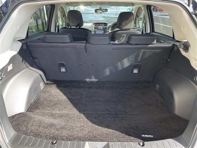 インプレッサスポーツ １．６ｉ－Ｌ　純正ナビ　純正アルミホイール　フルセグ　ＣＤ　ＤＶＤ　Ｂｌｕｅｔｏｏｔｈ　純正フロアマット　アイドリングストップ　リモコンキー（32枚目）