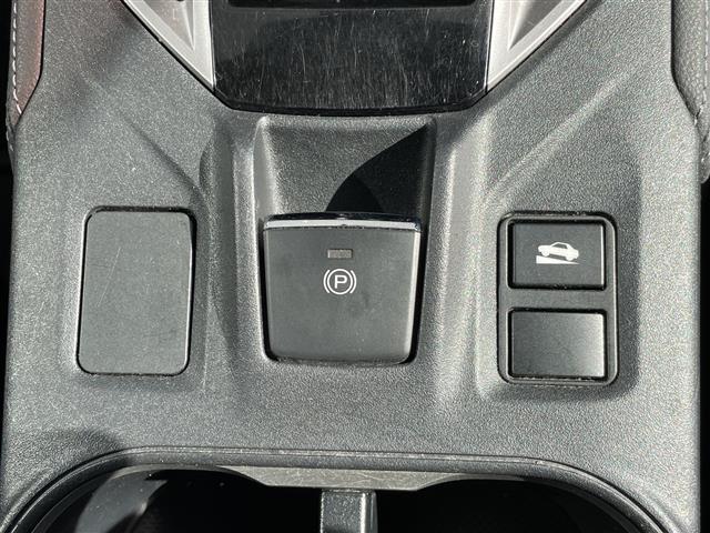 インプレッサスポーツ ２．０ｉ－Ｌアイサイト　ＳＤナビ　レーダークルーズコントロール　バックカメラ　純正アルミホイール　ＥＴＣ　ＬＥＤヘッドライト　パドルシフト　レーンキープアシスト　フルセグ　ＣＤ　ＤＶＤ　Ｂｌｕｅｔｏｏｔ　スマートキー（8枚目）