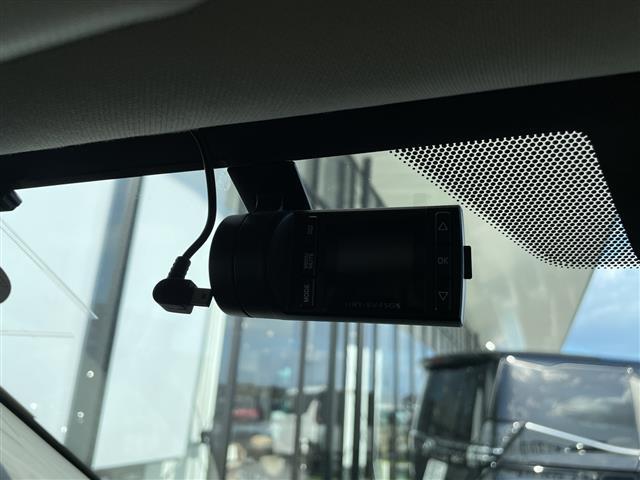 ＸＶ ２．０ｉ－Ｌ　アイサイト　アイサイト　ＳＤナビ　レーダークルーズコントロール　アルミホイール　ブラインドスポットモニター　パドルシフト　オートライト　ＥＴＣ　ステアリングスイッチ　スマートキー　プッシュスタート（9枚目）