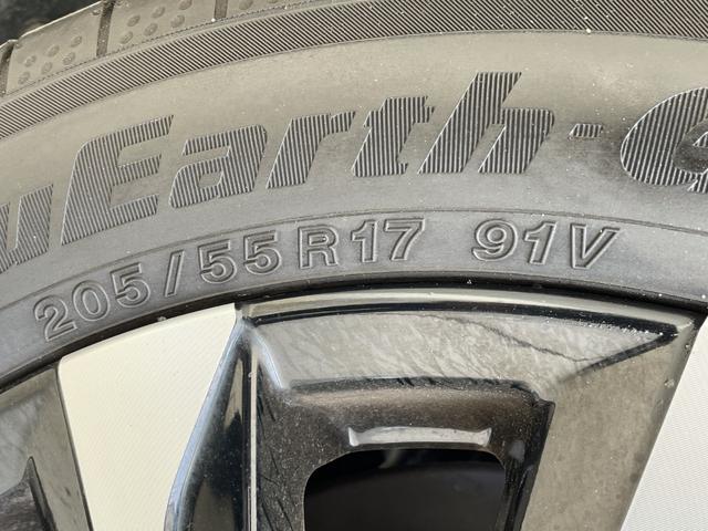 ノア ハイブリッドS-Z 純正10.5型ディスプレイオーディオナビ 両側パワースライドドア レーダークルーズコントロール シートヒーター バックカメラ コーナーセンサー 純正17インチアルミホイール ブラインドスポットモニター(49枚目)