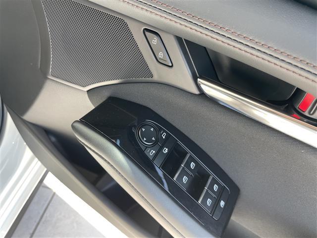 MAZDA3ファストバック 15Sツーリング 純正9機型ナビ 全方位カメラ レーダークルーズコントロール バックカメラ コーナーセンサー 純正18インチアルミホイール ブラインドスポットモニター LEDヘッドライト オートマチックハイビーム(26枚目)