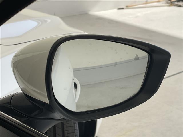 MAZDA3ファストバック 15Sツーリング 純正9機型ナビ 全方位カメラ レーダークルーズコントロール バックカメラ コーナーセンサー 純正18インチアルミホイール ブラインドスポットモニター LEDヘッドライト オートマチックハイビーム(32枚目)