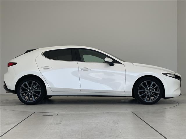 MAZDA3ファストバック 15Sツーリング 純正9機型ナビ 全方位カメラ レーダークルーズコントロール バックカメラ コーナーセンサー 純正18インチアルミホイール ブラインドスポットモニター LEDヘッドライト オートマチックハイビーム(34枚目)