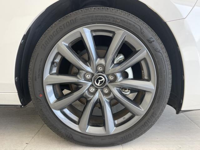 MAZDA3ファストバック 15Sツーリング 純正9機型ナビ 全方位カメラ レーダークルーズコントロール バックカメラ コーナーセンサー 純正18インチアルミホイール ブラインドスポットモニター LEDヘッドライト オートマチックハイビーム(47枚目)