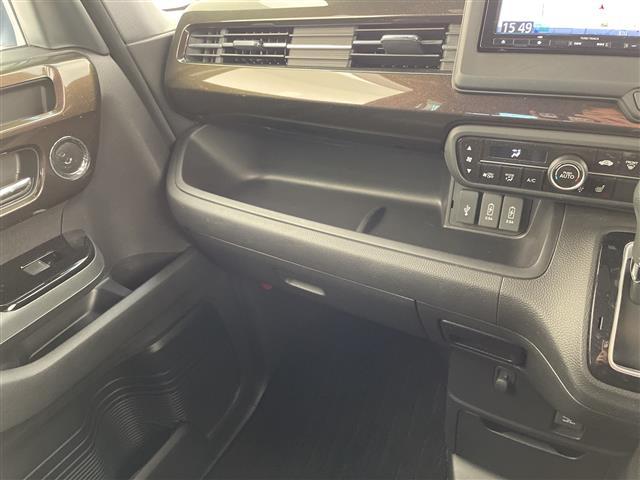 N-BOXカスタム G・Lターボホンダセンシング ホンダセンシング 純正ナビ 両側パワースライドドア レーダークルーズコントロール シートヒーター バックカメラ コーナーセンサー 純正アルミホイール LEDヘッドライト オートマチックハイビーム(29枚目)