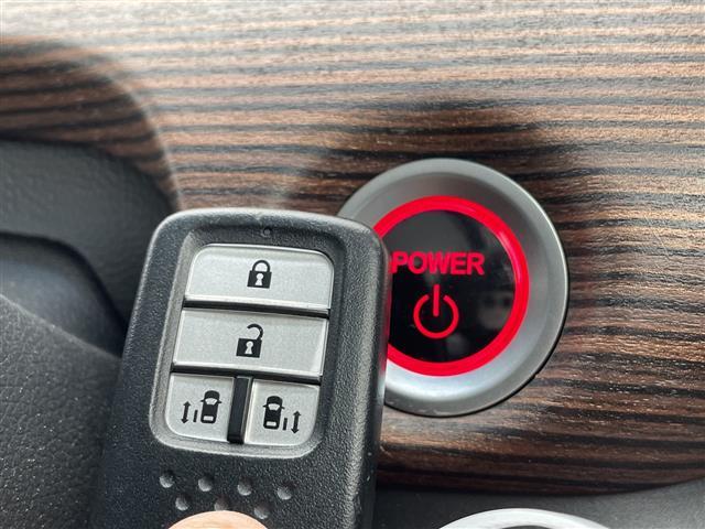 店舗にて現車の確認もいただけますので、お電話で在庫のご確認の上是非ご来店くださいませ！！店舗直通電話　　　０５２−３０９−５１５２