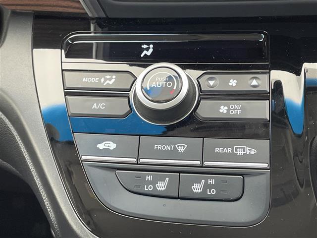 店舗にて現車の確認もいただけますので、お電話で在庫のご確認の上是非ご来店くださいませ！！店舗直通電話　　　０５２−３０９−５１５２