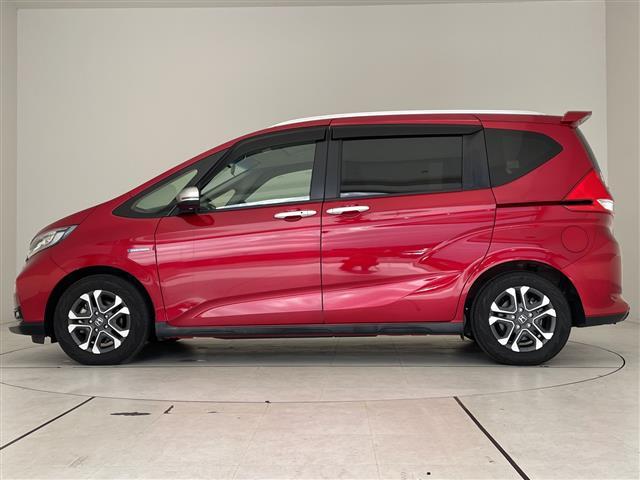 店舗にて現車の確認もいただけますので、お電話で在庫のご確認の上是非ご来店くださいませ！！店舗直通電話　　　０５２−３０９−５１５２