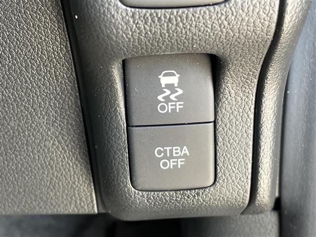 Ｎ－ＢＯＸカスタム Ｇ　ＳＳブラックスタイルパッケージ　純正ナビ　両側パワースライドドア　シートヒーター　バックカメラ　純正１４インチアルミホイール　ＬＥＤヘッドライト　ＣＤ　ＤＶＤ　Ｂｌｕｅｔｏｏｔｈ　ステアリングスイッチ　スマートキー　プッシュスタート（9枚目）