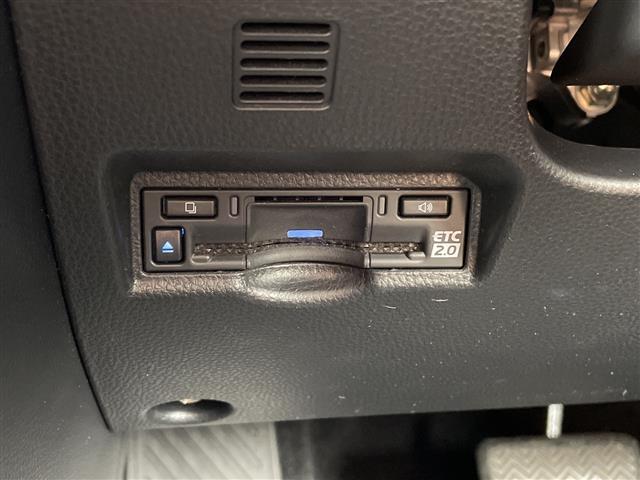 ノア Ｓ－Ｇ　トヨタセーフティセンス　純正１０．５型ディスプレイオーディオナビ　フリップダウンモニター　両側パワースライドドア　バックカメラ　レーダークルーズコントロール　シートヒーター　ブラインドスポットモニター（13枚目）