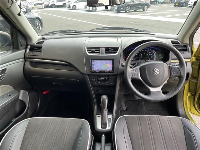 スイフト スタイル-DJE SDナビ クルコン シートヒーター 純正アルミホイール オートライト ETC ステアリングスイッチ スマートキー プッシュスタート(2枚目)