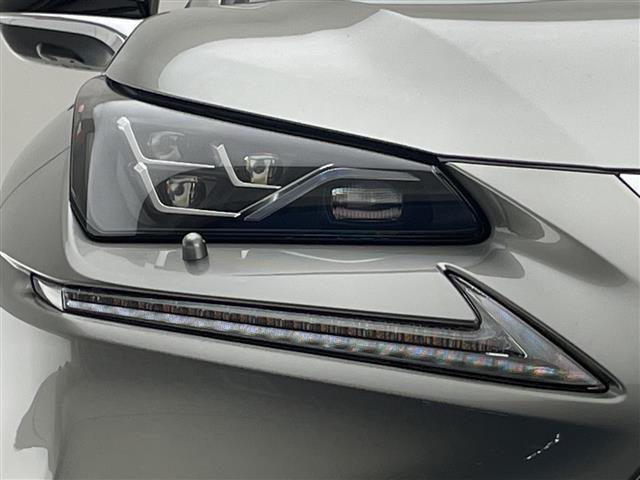 NX NX300h スパイス&シック 純正10.5型ナビ 三眼LEDヘッドライト 全方位カメラ ガラスルーフ レーダークルーズコントロール シートヒーター エアシート バックカメラ 電動リアゲート パワーシート ブラインドスポットモニター(13枚目)