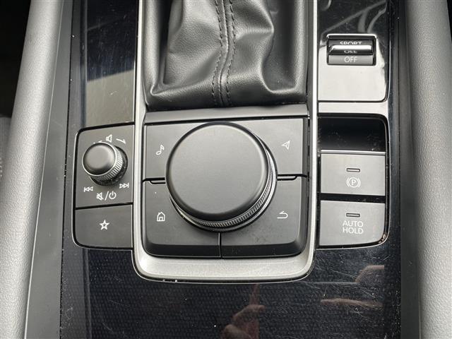 ＭＡＺＤＡ３ファストバック １５Ｓツーリング　純正９型ナビ　レーダークルーズコントロール　バックカメラ　ヘッドアップディスプレイ　コーナーセンサー　純正１８インチアルミホイール　オートマチックハイビーム　ＥＴＣ　ブラインドスポットモニター　ＬＥＤ（25枚目）