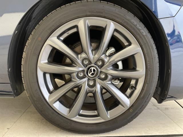 ＭＡＺＤＡ３ファストバック １５Ｓツーリング　純正９型ナビ　レーダークルーズコントロール　バックカメラ　ヘッドアップディスプレイ　コーナーセンサー　純正１８インチアルミホイール　オートマチックハイビーム　ＥＴＣ　ブラインドスポットモニター　ＬＥＤ（48枚目）