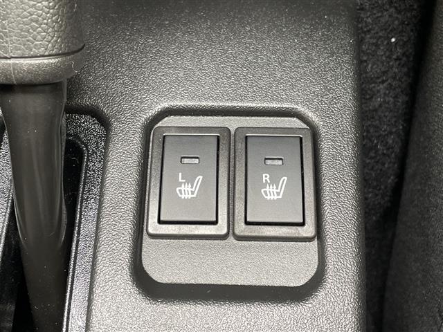 ジムニーノマド ＦＣ　登録済未使用車　レーダークルーズコントロール　シートヒーター　コーナーセンサー　　オートマチックハイビーム　衝突軽減システム　ダウンヒルアシストコントロール　ステアリングスイッチ　スマートキー（5枚目）